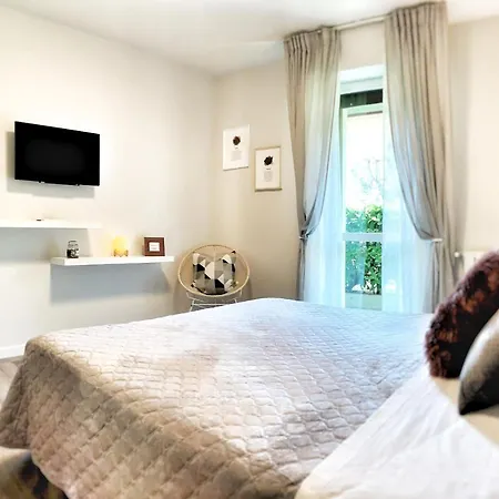 Casa Emilia アパート