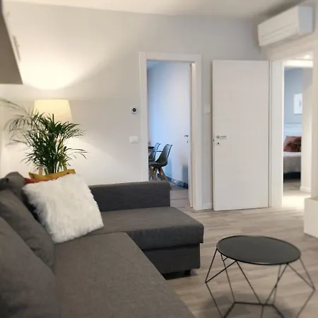 Casa Emilia Apartment *